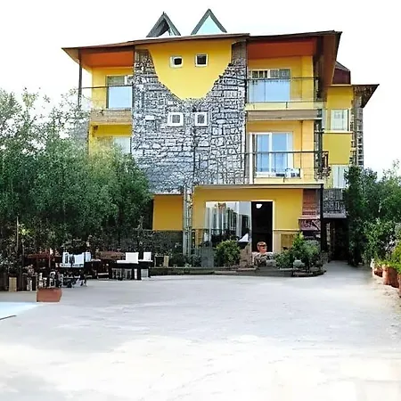 Melrose Ξενοδοχείο 2*