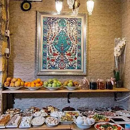 Ξενοδοχείο Melrose 2*